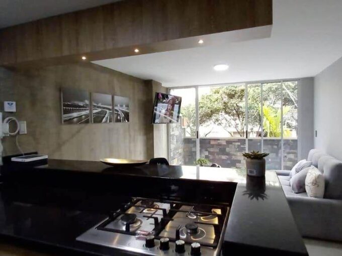 apartamento amoblado en cabecera de dos alcobas