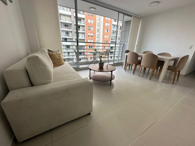 apartamento amoblado cerca a la clinica internacional