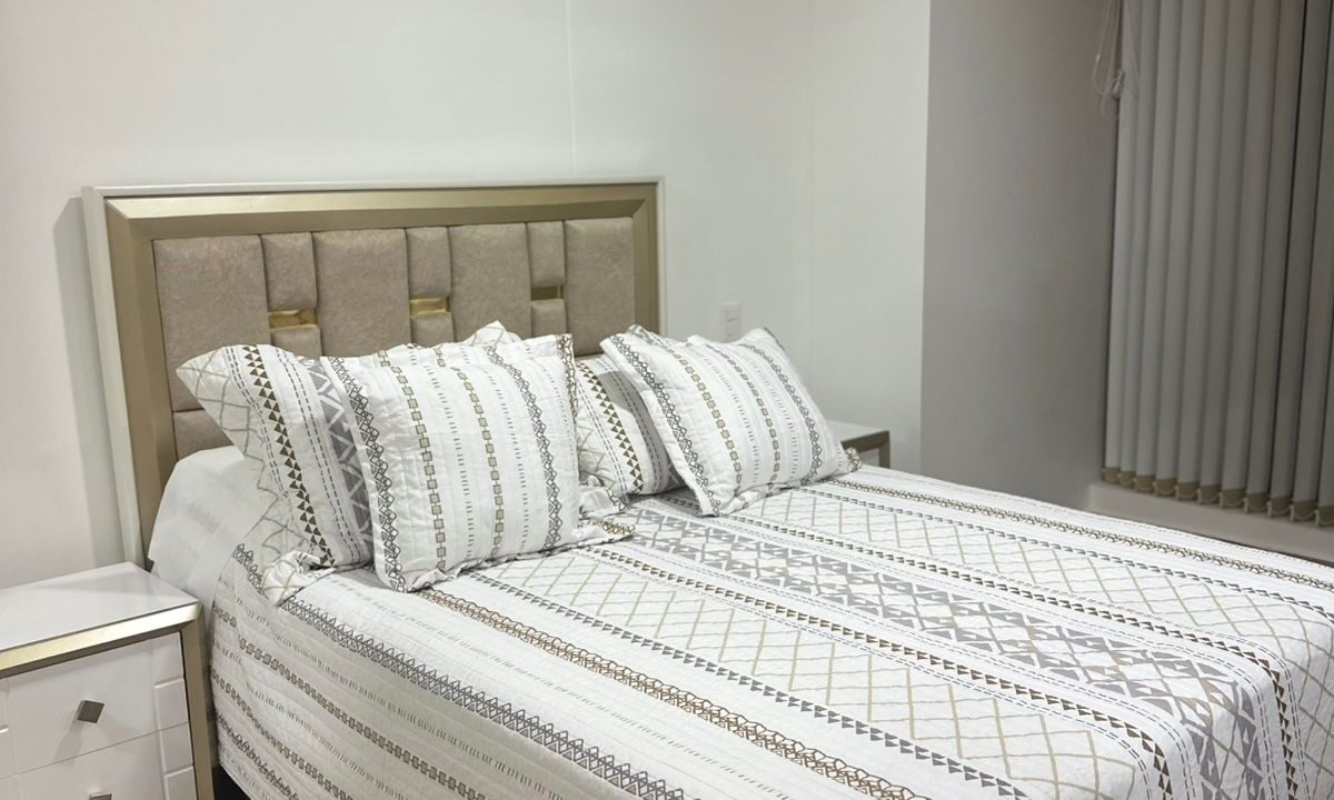 047be5a3-1429-4ccd-95a5-1655c7f8a10e