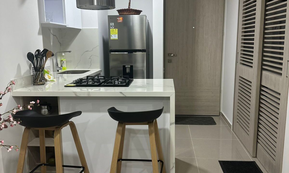 db4fe82d-f0b7-4f6d-a1cd-1e9ce306c64c