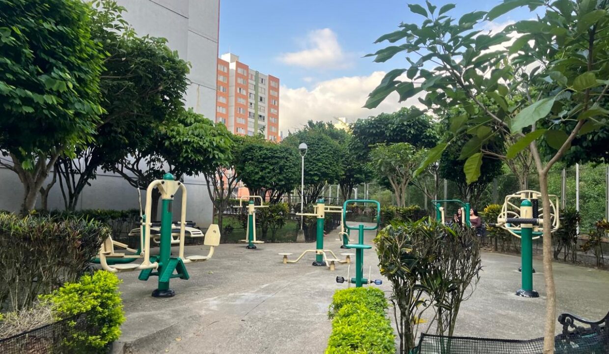 WhatsApp Image 2026-04-17 at 10.11.22 AM (4)